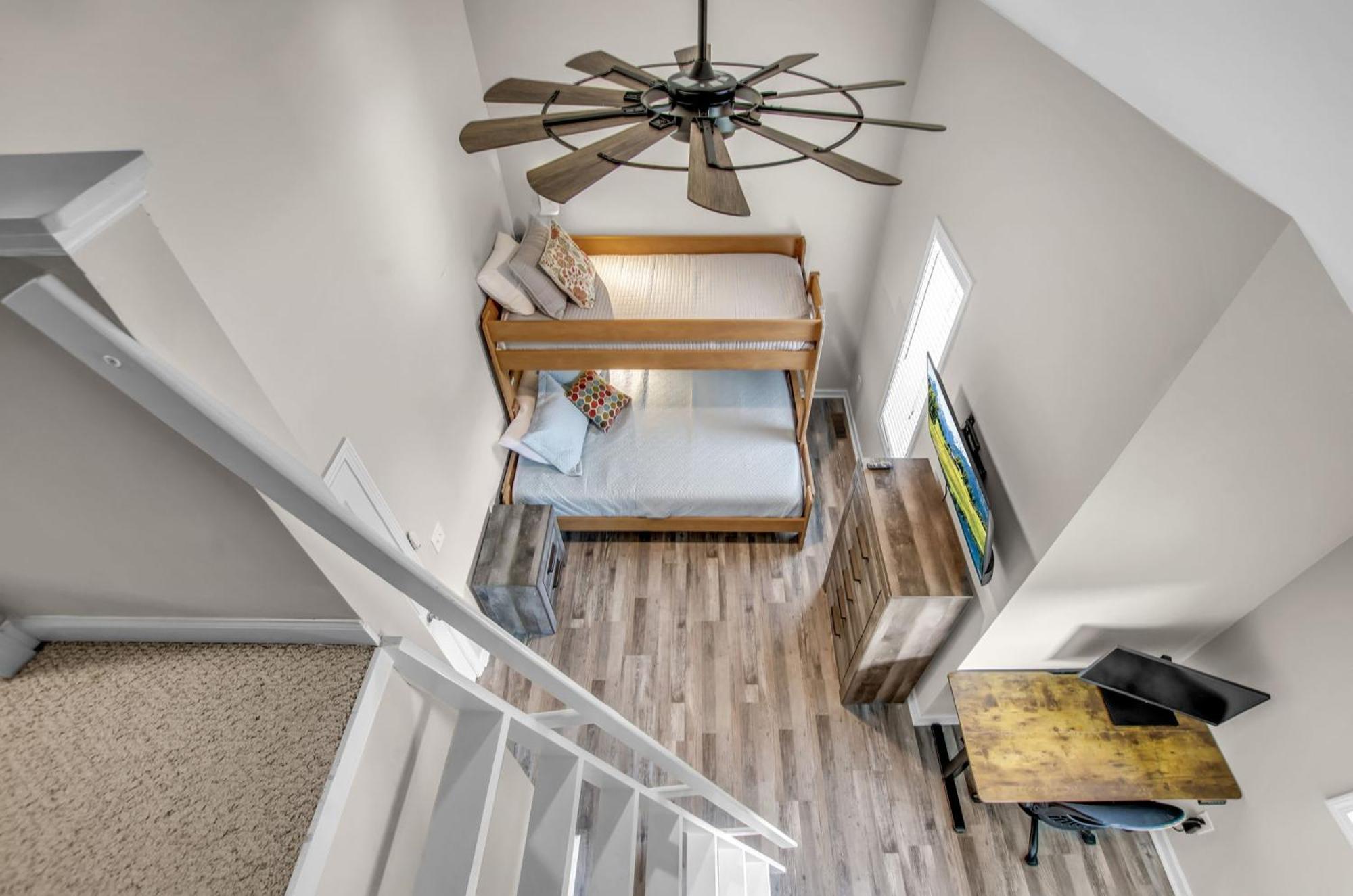Family Townhouse With Fireplace 엘리콧빌 외부 사진
