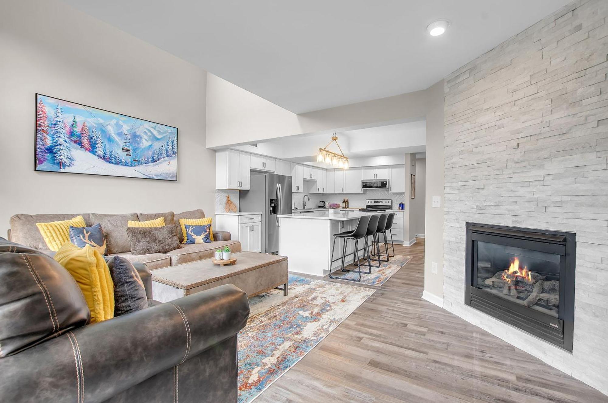 Family Townhouse With Fireplace 엘리콧빌 외부 사진