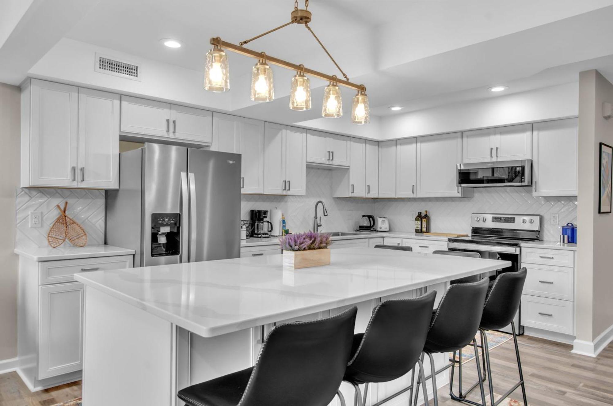 Family Townhouse With Fireplace 엘리콧빌 외부 사진